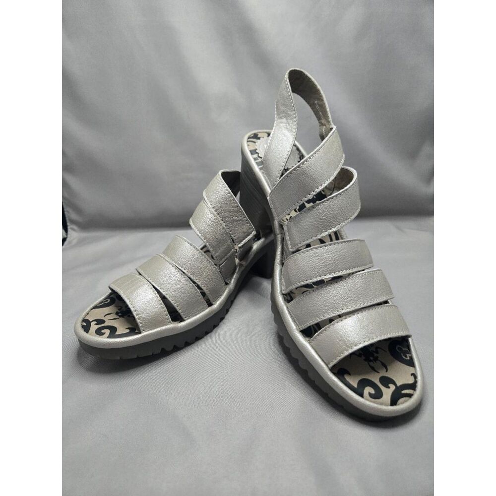 Fly London Silver Metallic Leather Strappy Block Heel Wedge Sandals 38 (7.5-8)